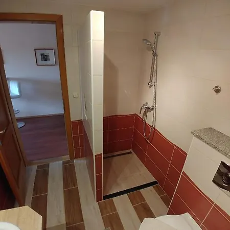 Lägenhet Ciklamen Gyenesdiás