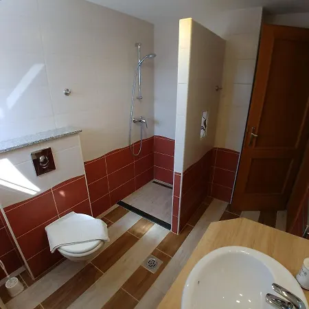 Ciklámen