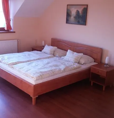 Apartment Ciklamen Gyenesdias