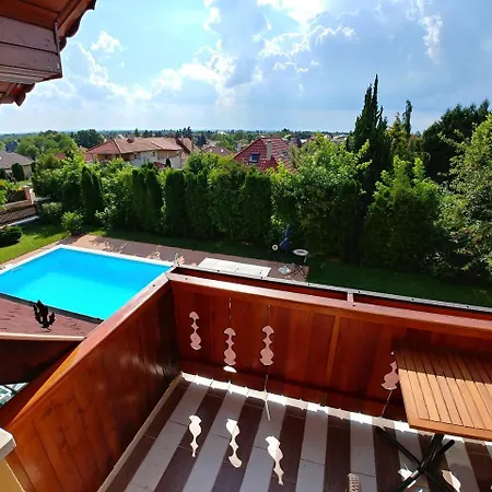 Ciklamen Apartment