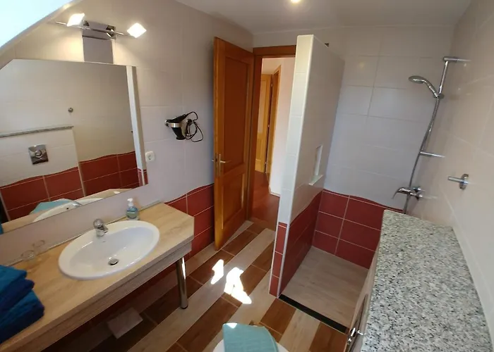 Ciklamen Apartment *
