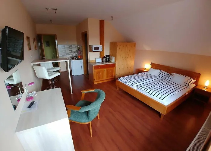 Apartamento Ciklámen Gyenesdiás
